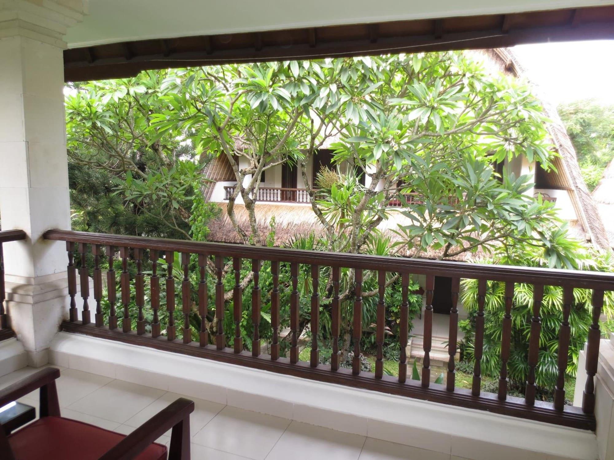 Puri Raja Hotel Легиан Экстерьер фото
