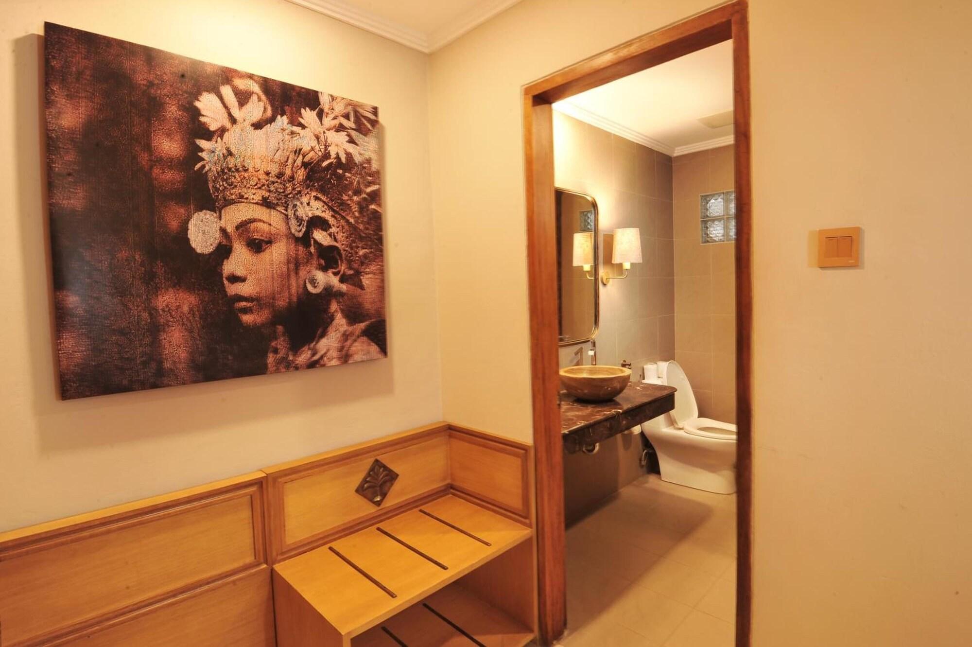 Puri Raja Hotel Легиан Экстерьер фото