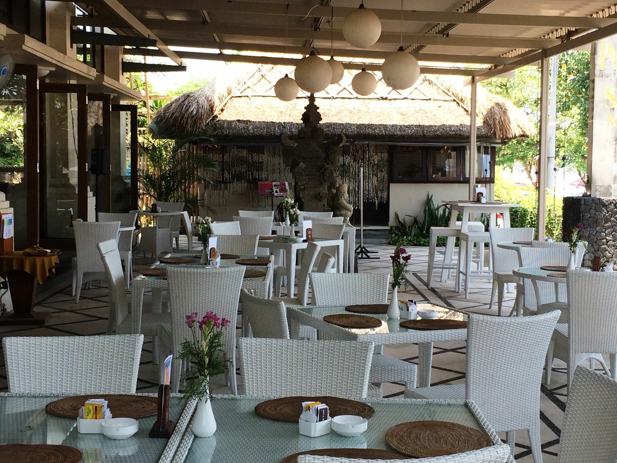 Puri Raja Hotel Легиан Экстерьер фото